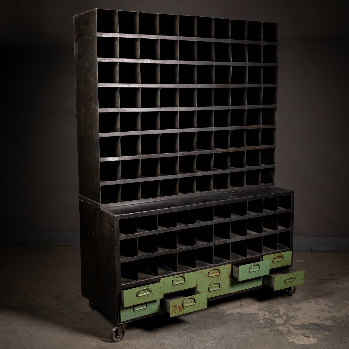 Heavy duty pigeon-hole metal shelving rack