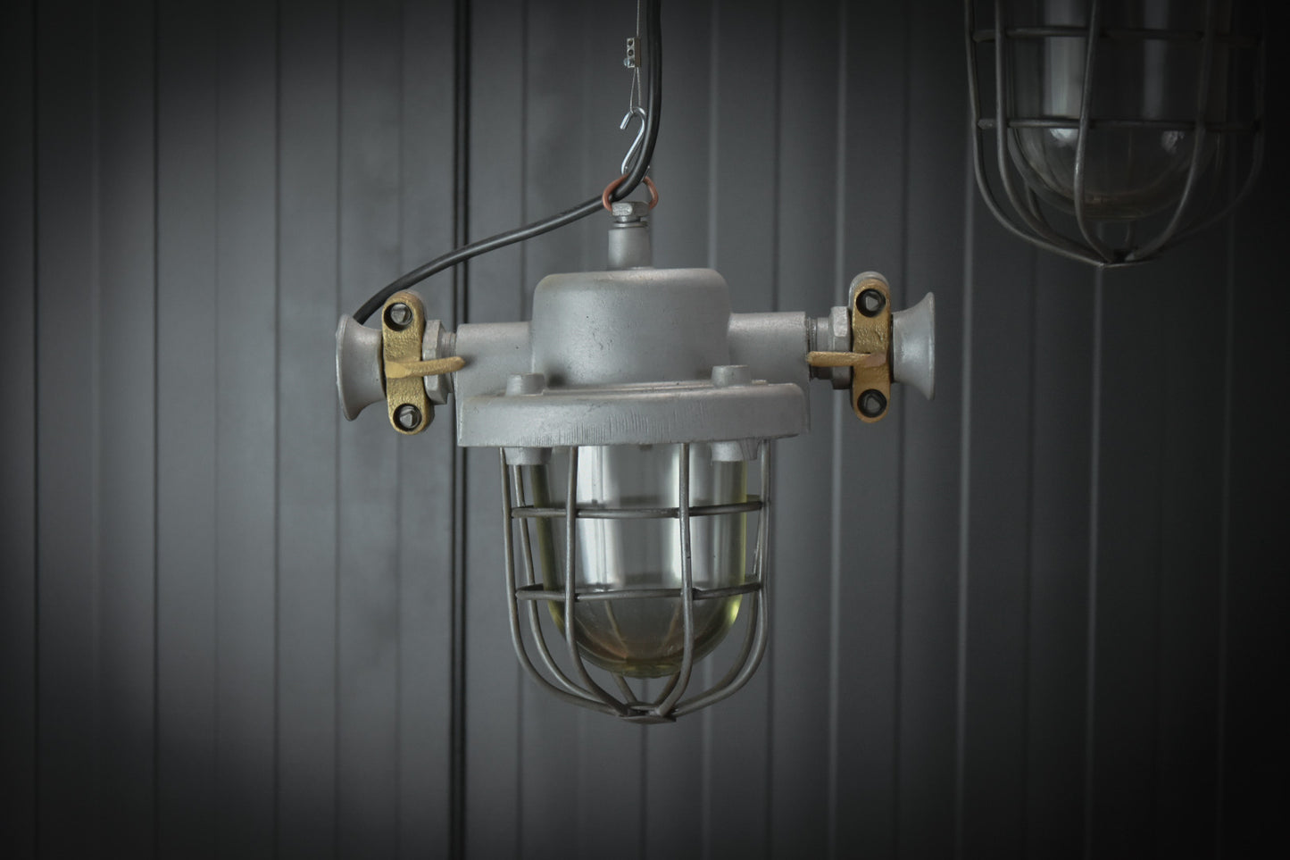 Explosion proof MILITARY pendant lighting