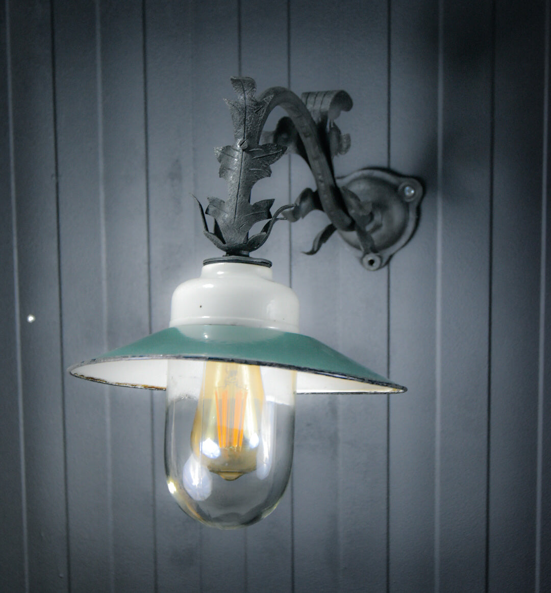 Goosneck industrial lamp from Italy